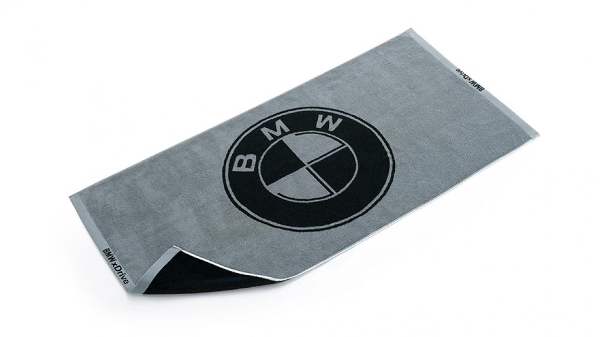 B賞「BMWオリジナル・バスタオル」